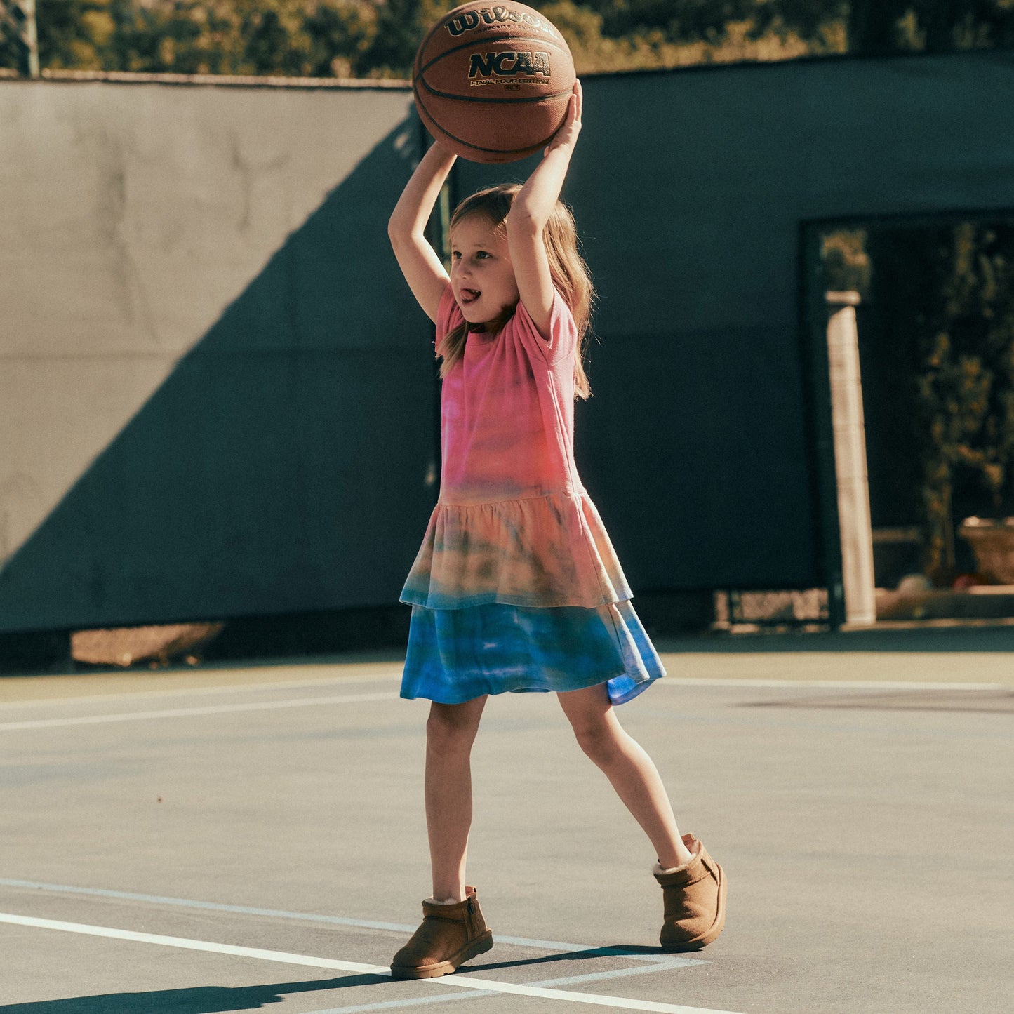 Party Dress, Skyline