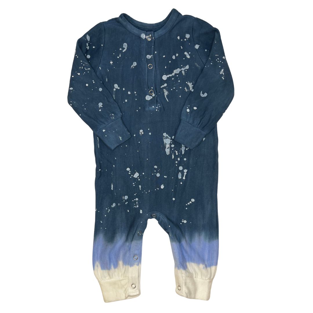 Clutch Onesie, Snowfall